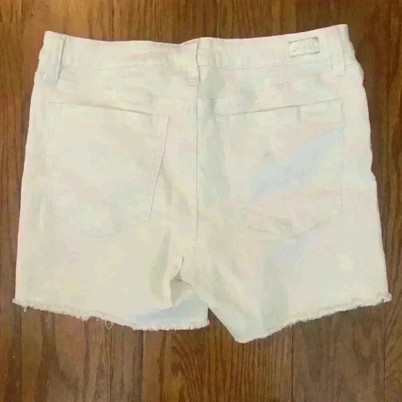 Seven 7 Jeans Denim Cutoff Weekend Shorts size 12 raw hem with Stretch Summer - Picture 8 of 8